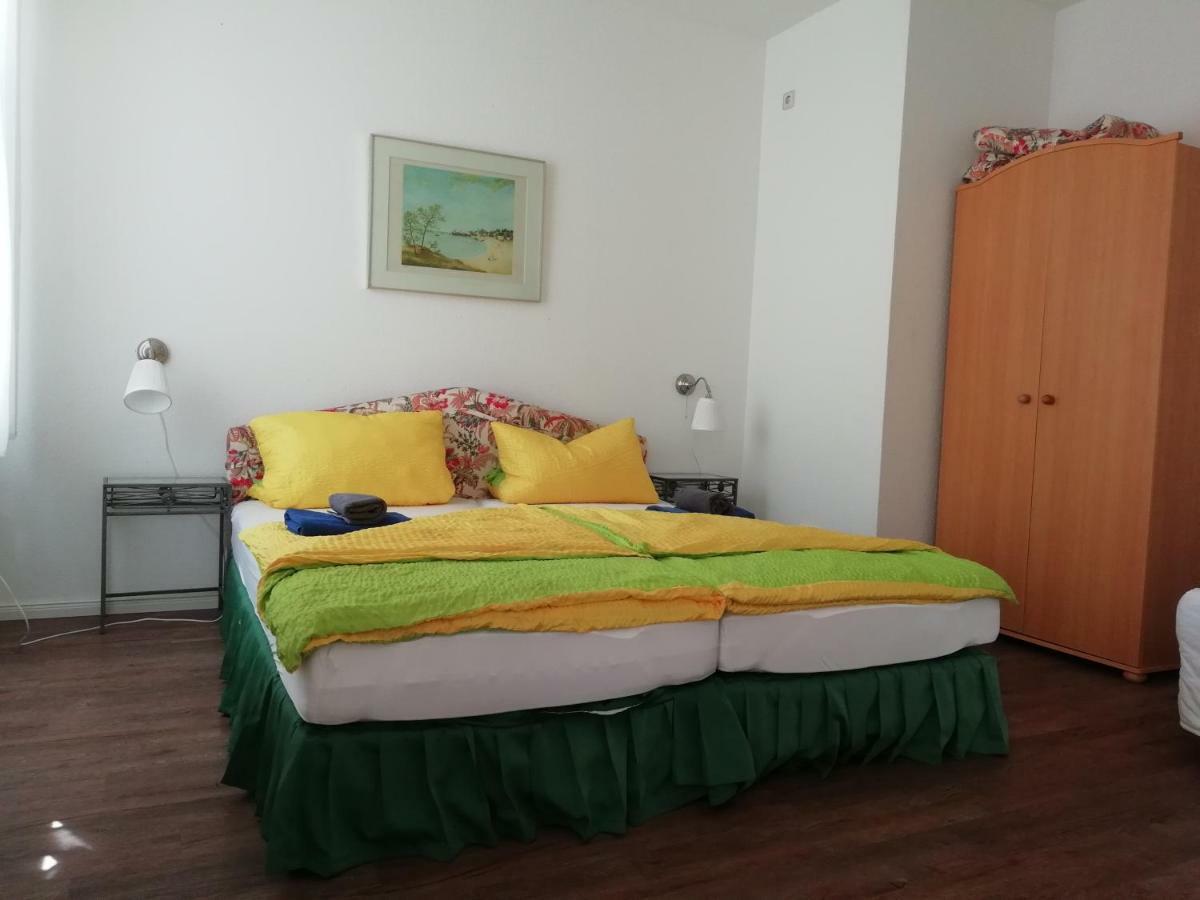 Ferienwohnung Am Torbogen 뤼베나우 외부 사진